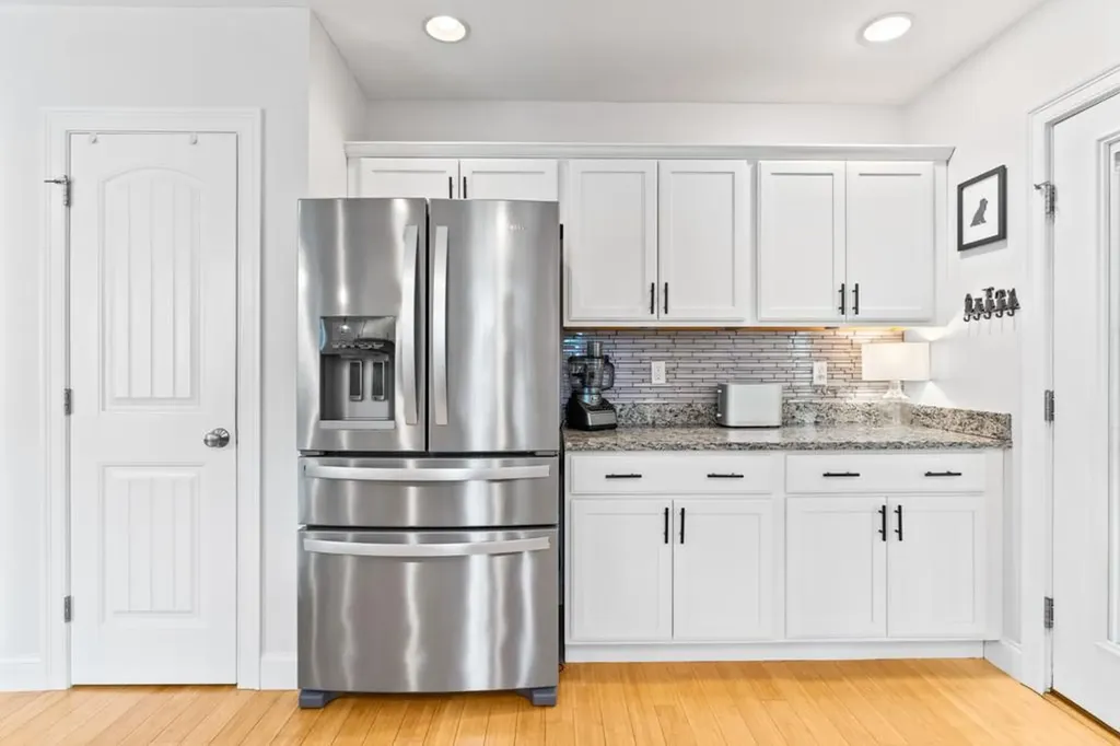 184 Pleasant Hill Road Scarborough ME 04074