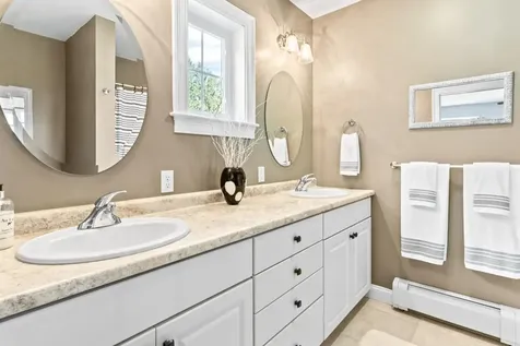 184 Pleasant Hill Road Scarborough ME 04074