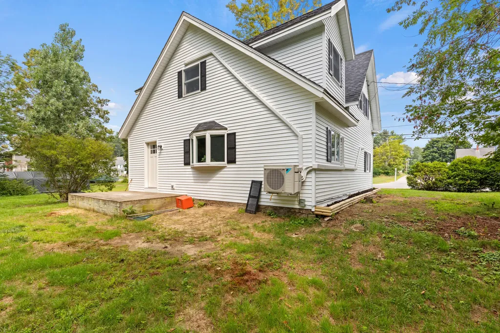 69 Federal Road Parsonsfield ME 04047