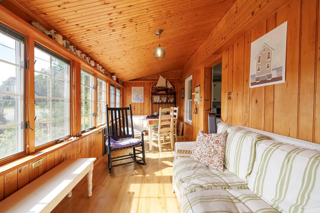 100 Naskeag Point Road Brooklin ME 04616