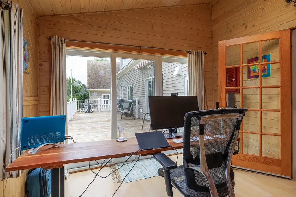 100 Naskeag Point Road Brooklin ME 04616