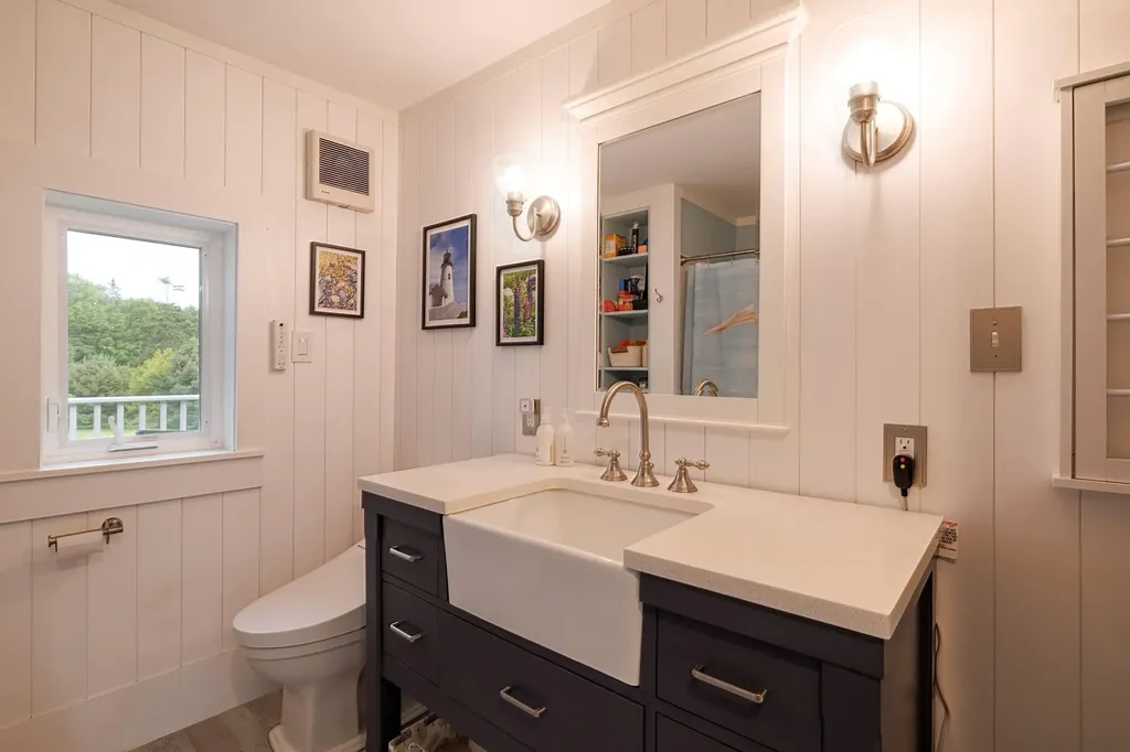 100 Naskeag Point Road Brooklin ME 04616