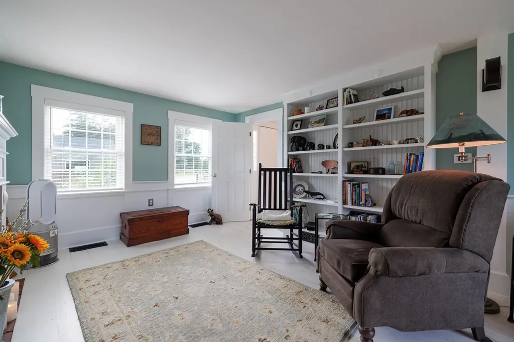 100 Naskeag Point Road Brooklin ME 04616