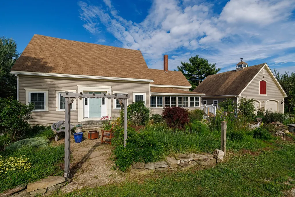 100 Naskeag Point Road Brooklin ME 04616