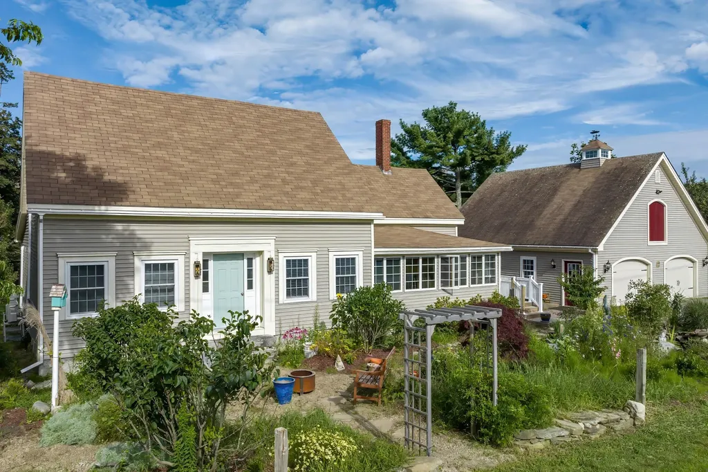 100 Naskeag Point Road Brooklin ME 04616