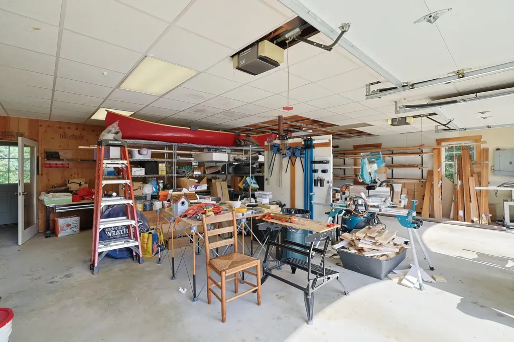 100 Naskeag Point Road Brooklin ME 04616