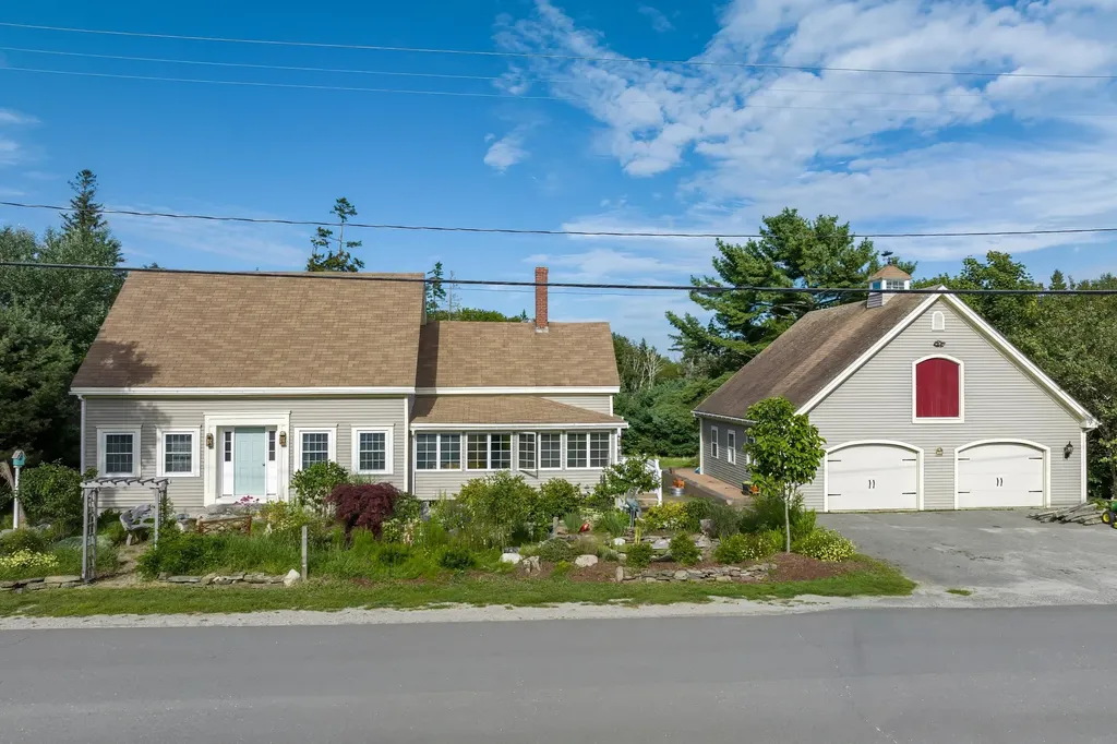 100 Naskeag Point Road Brooklin ME 04616