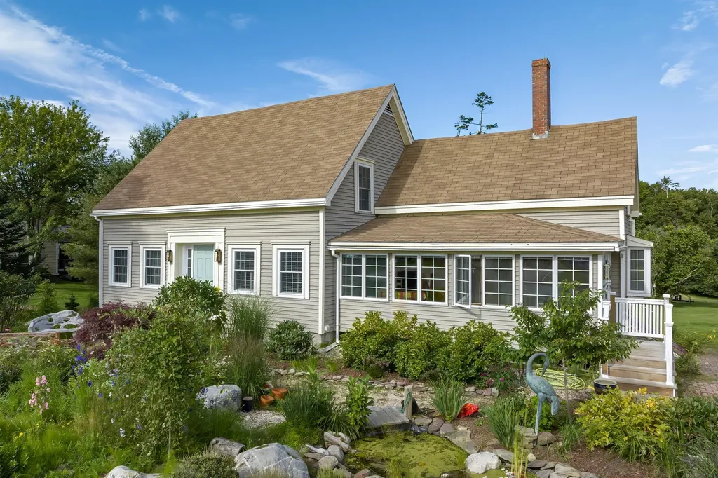 100 Naskeag Point Road Brooklin ME 04616