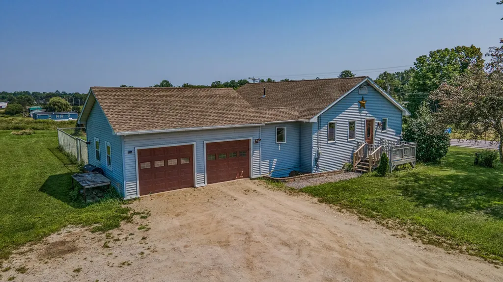 1 Furlong Road Richmond ME 04357