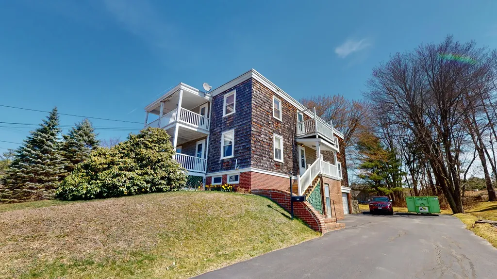 499 College Street Lewiston ME 04240