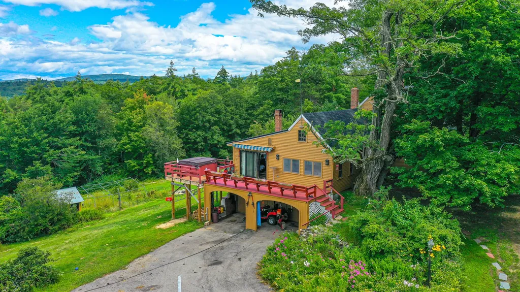 417 Lovell Road Sweden ME 04040