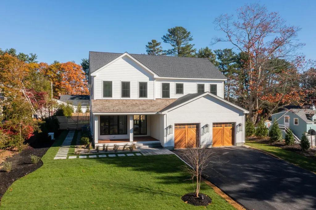 7 Hedgerow Drive Falmouth ME 04105