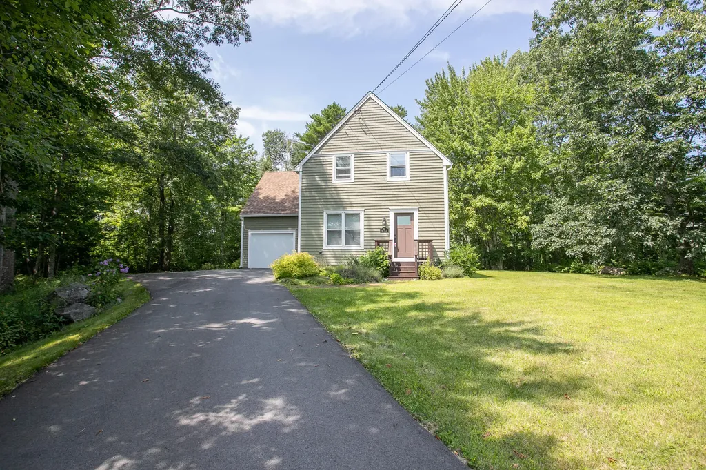 118 Whig Street Winterport ME 04496