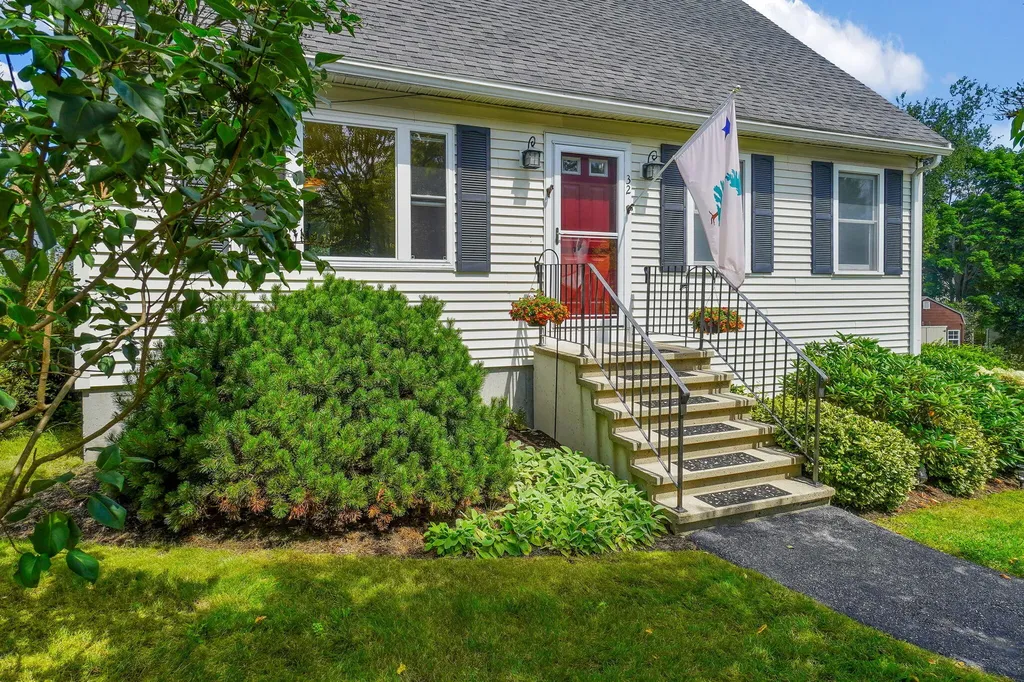 32 Racine Avenue Portland ME 04103