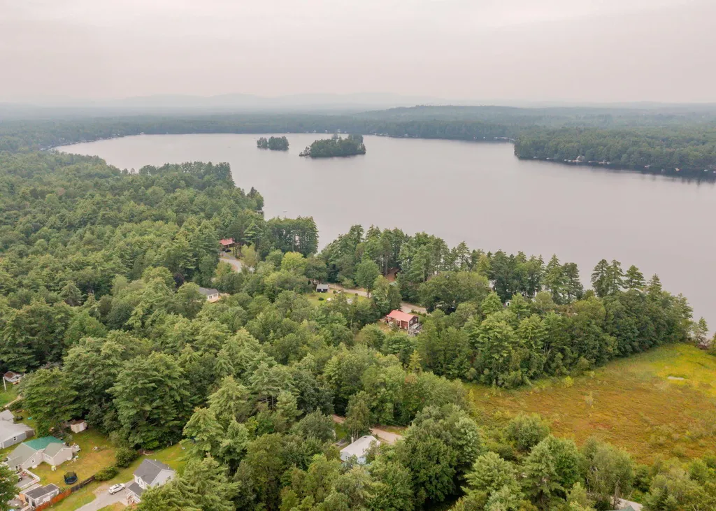 23 Dorothy Drive Standish ME 04084
