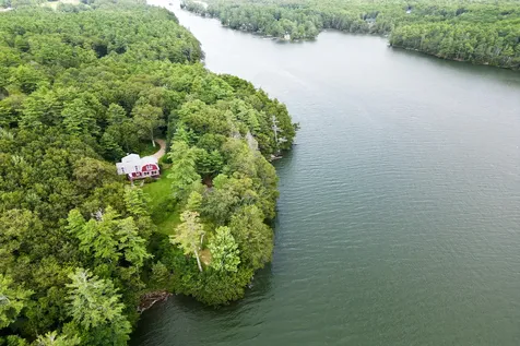 125 Howards Point Lane Brunswick ME 04011