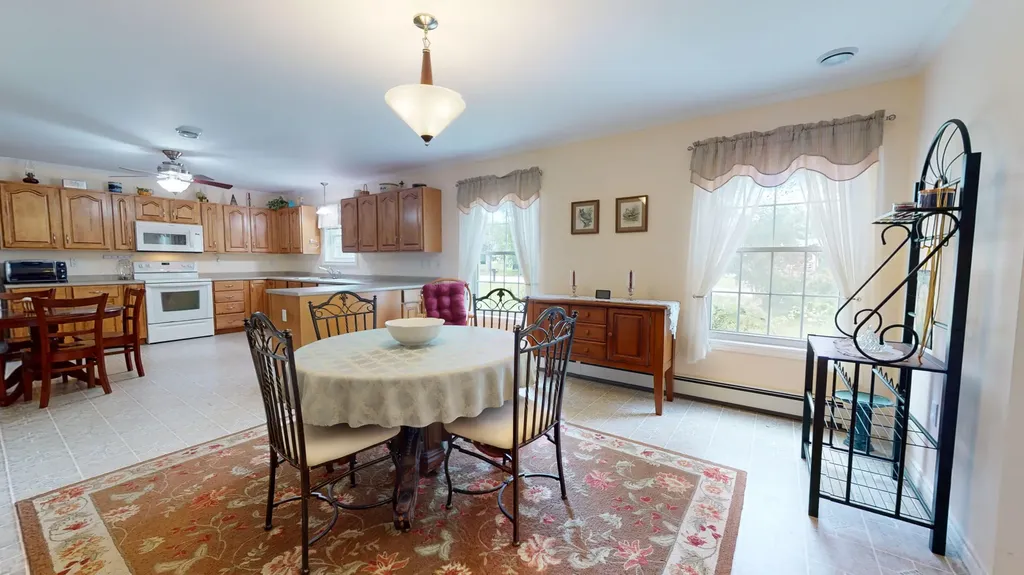 192 Academy Road Monmouth ME 04259