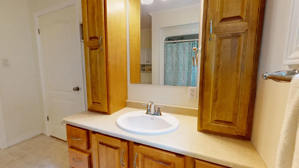 192 Academy Road Monmouth ME 04259