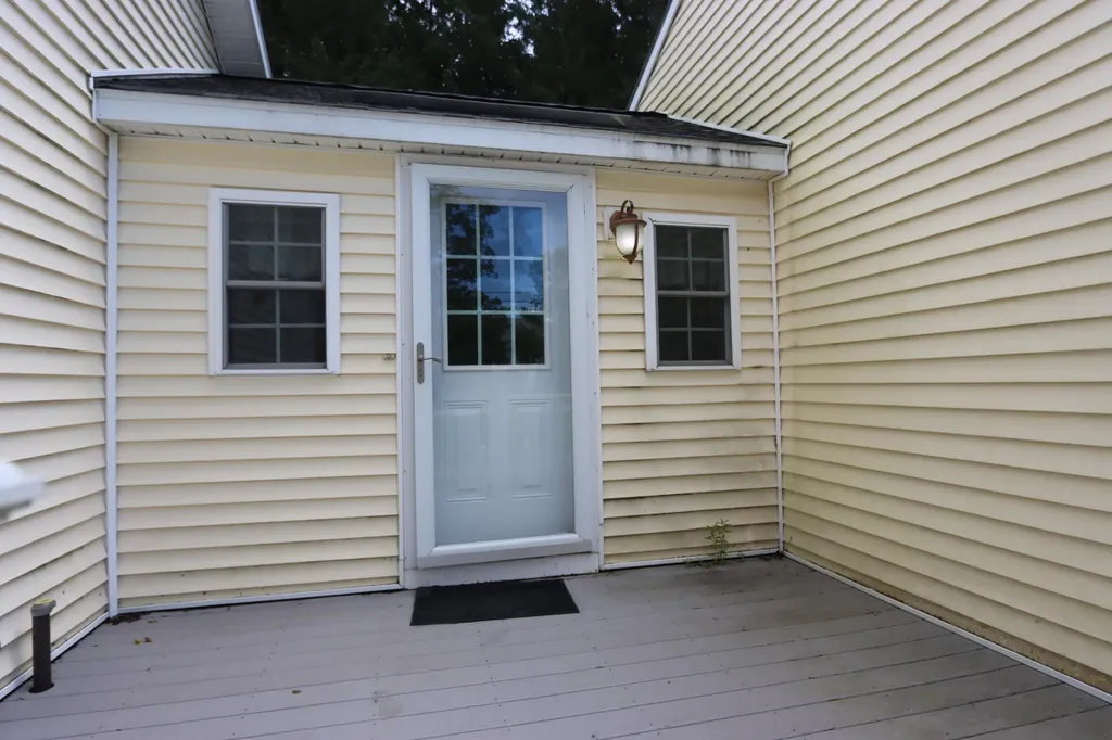 192 Academy Road Monmouth ME 04259