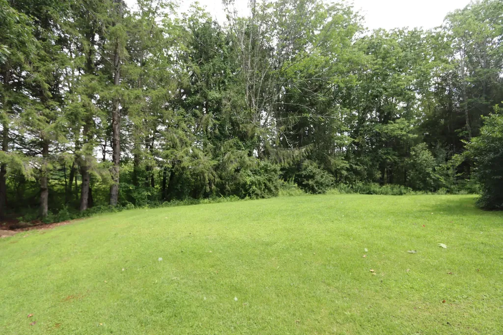 192 Academy Road Monmouth ME 04259