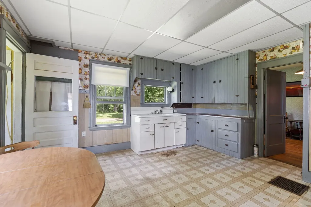 27 Fenderson Road Chebeague Island ME 04017