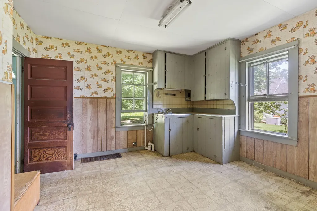 27 Fenderson Road Chebeague Island ME 04017