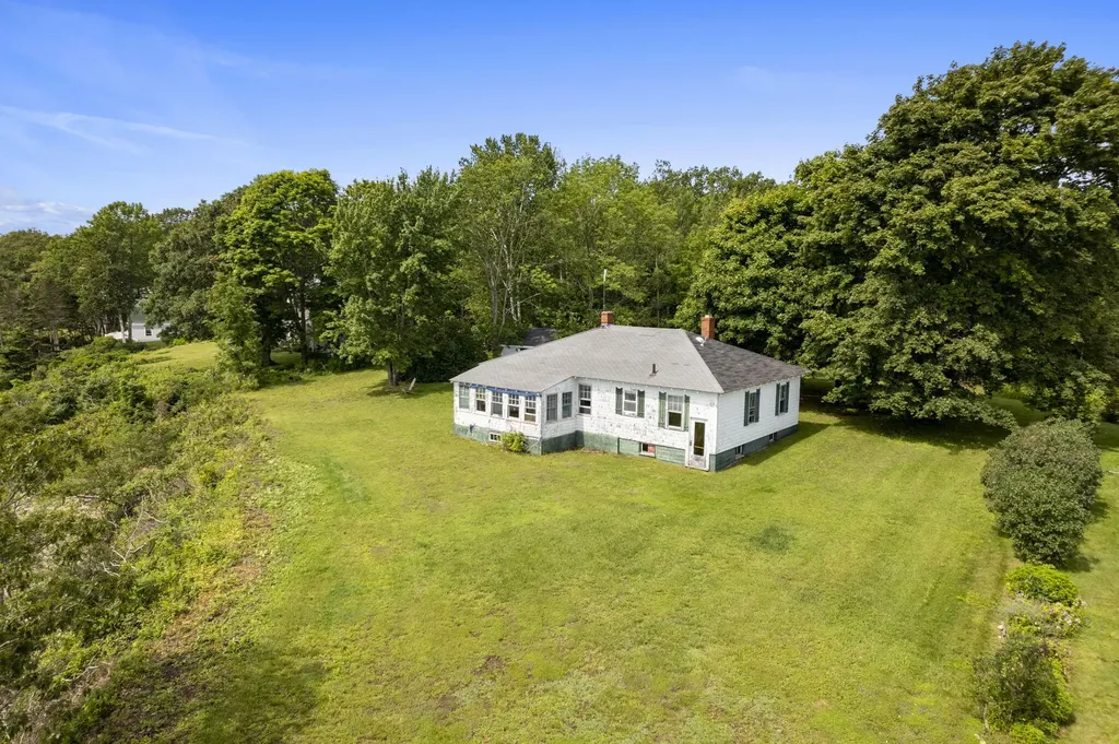 27 Fenderson Road Chebeague Island ME 04017