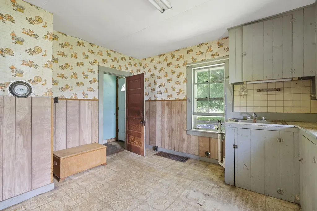 27 Fenderson Road Chebeague Island ME 04017