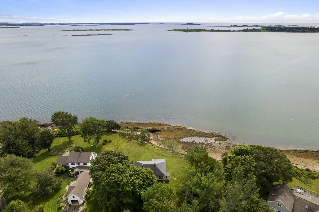 27 Fenderson Road Chebeague Island ME 04017