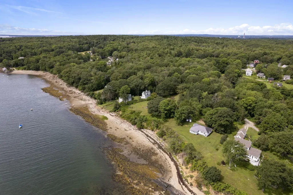 27 Fenderson Road Chebeague Island ME 04017