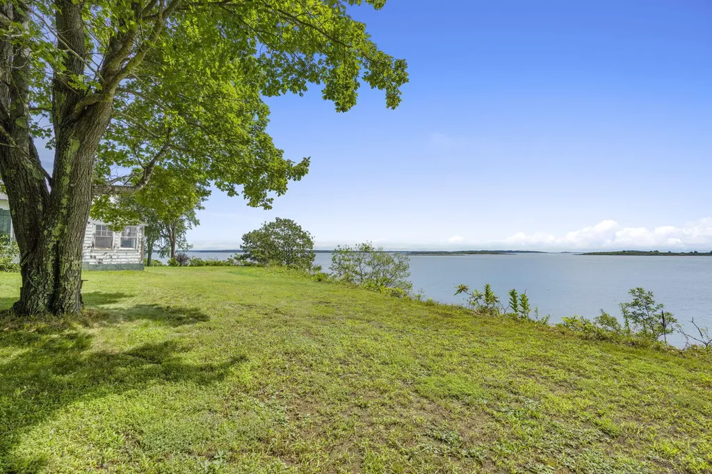 27 Fenderson Road Chebeague Island ME 04017