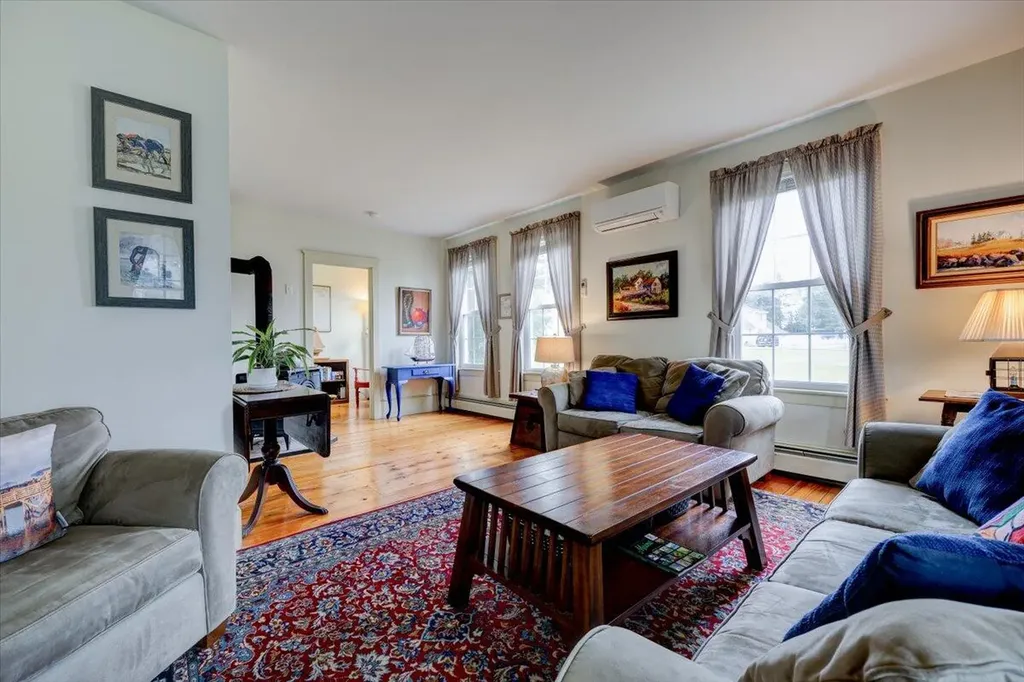 62 King Street Scarborough ME 04074