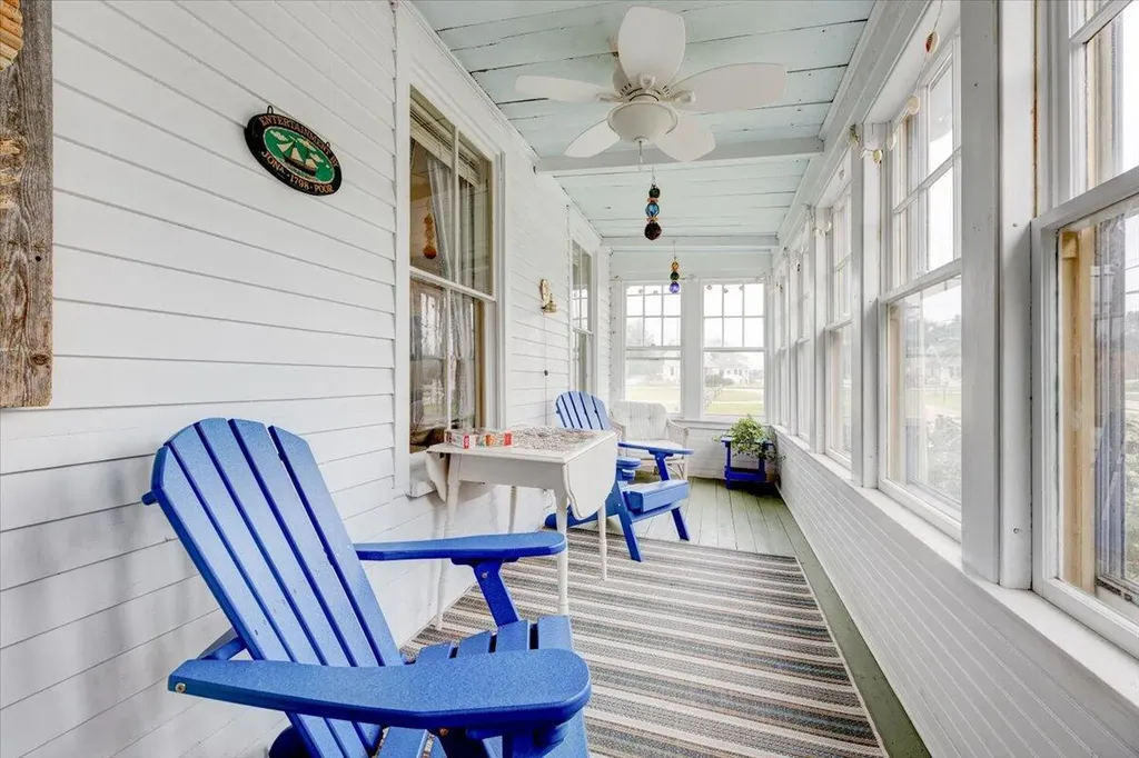 62 King Street Scarborough ME 04074
