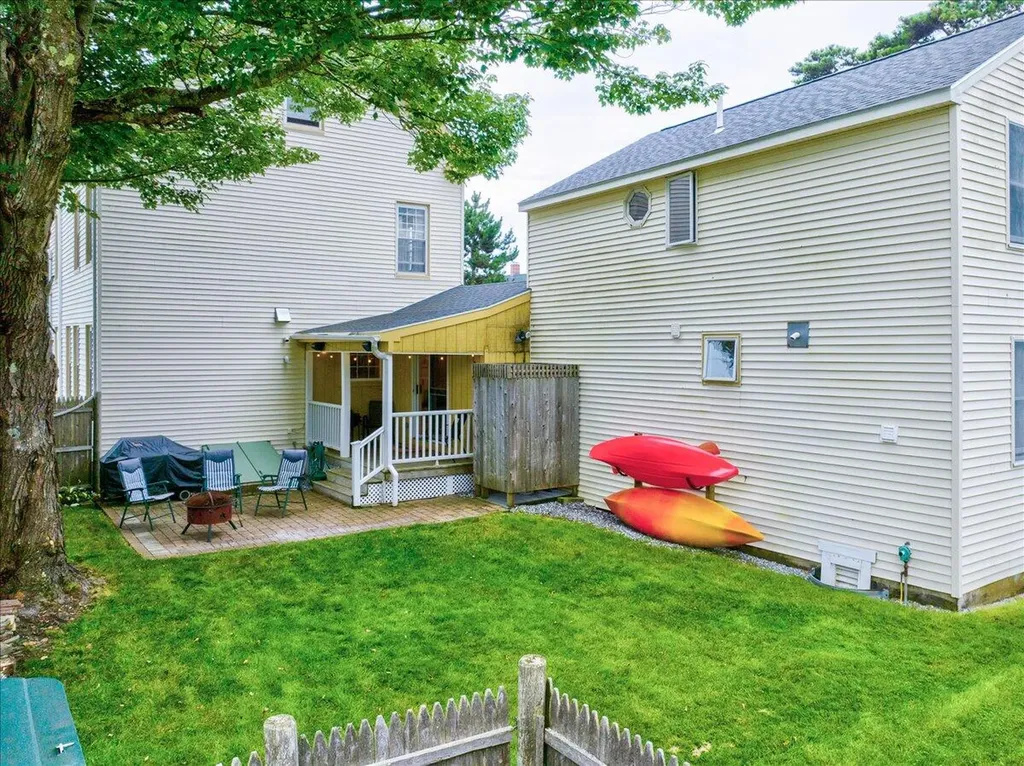 62 King Street Scarborough ME 04074