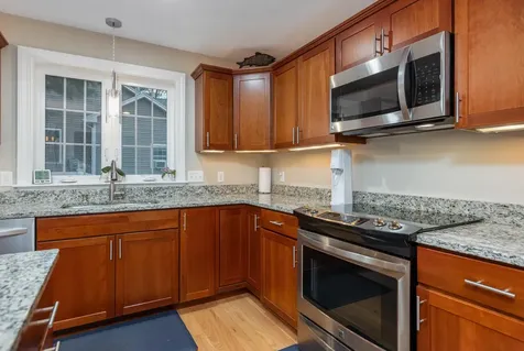 105 Skylark Road Portland ME 04103