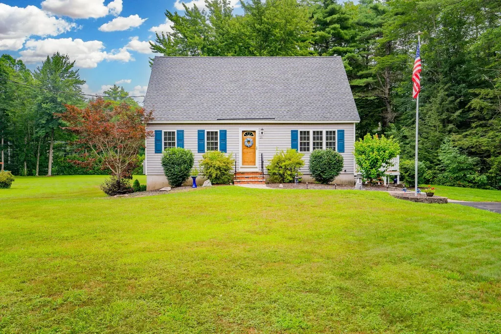 21 Old Post Road Sanford ME 04073