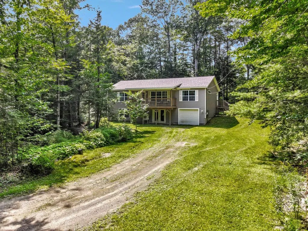 101 Larry Drive Monmouth ME 04259
