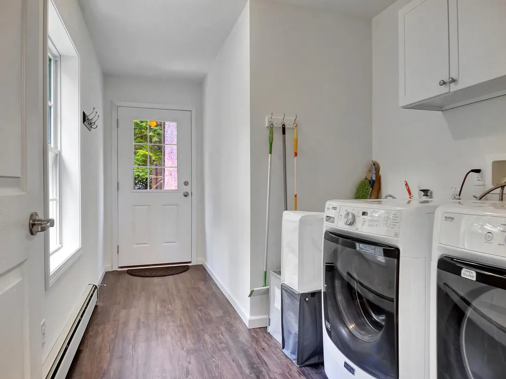 101 Larry Drive Monmouth ME 04259