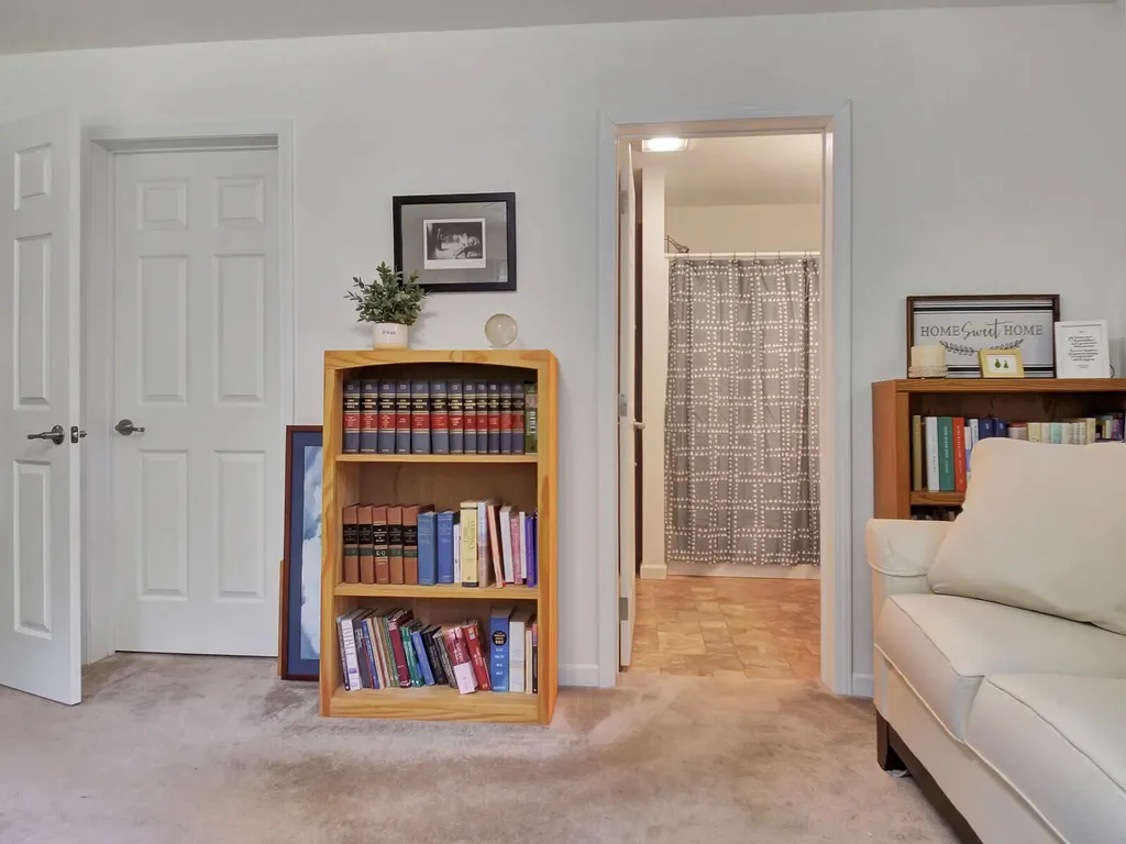 101 Larry Drive Monmouth ME 04259