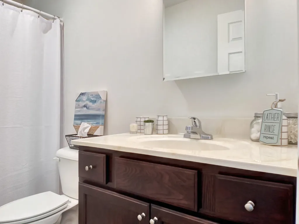 101 Larry Drive Monmouth ME 04259