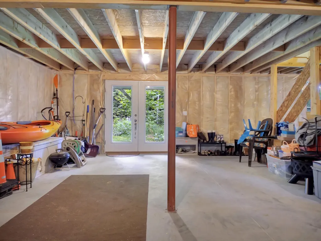 101 Larry Drive Monmouth ME 04259