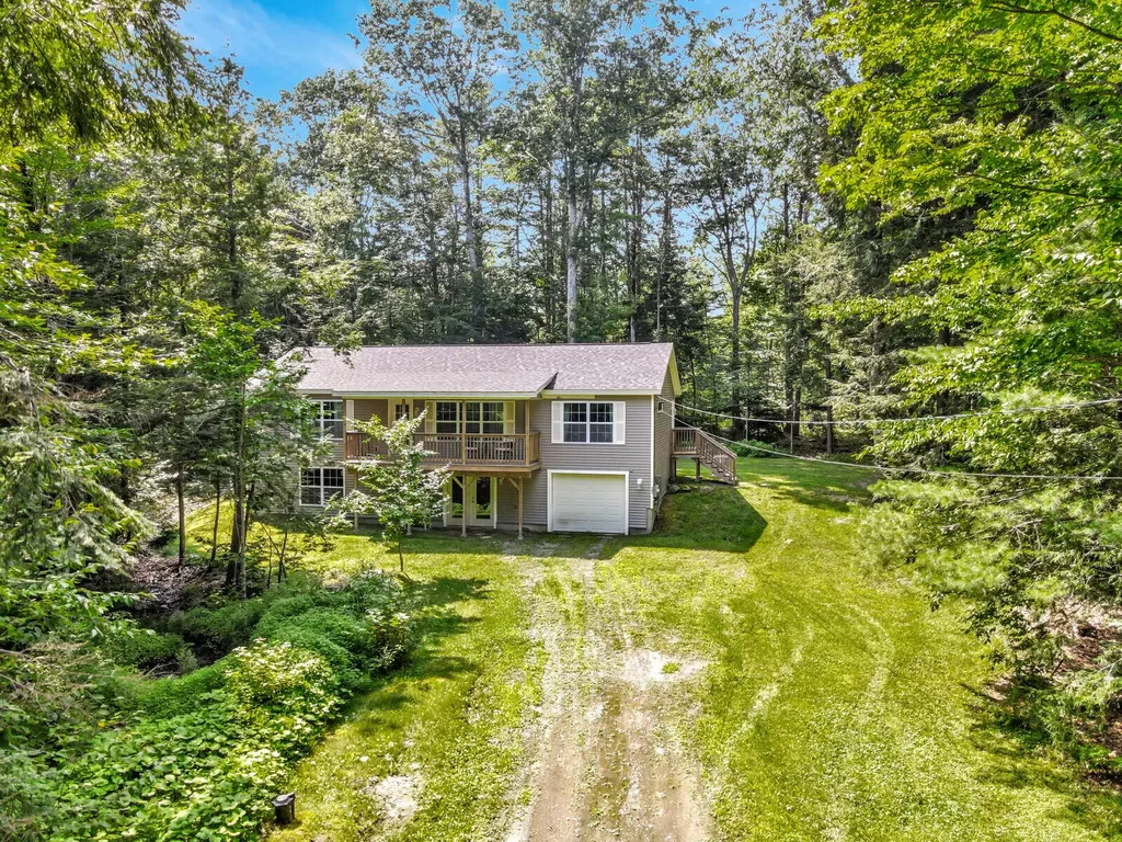 101 Larry Drive Monmouth ME 04259