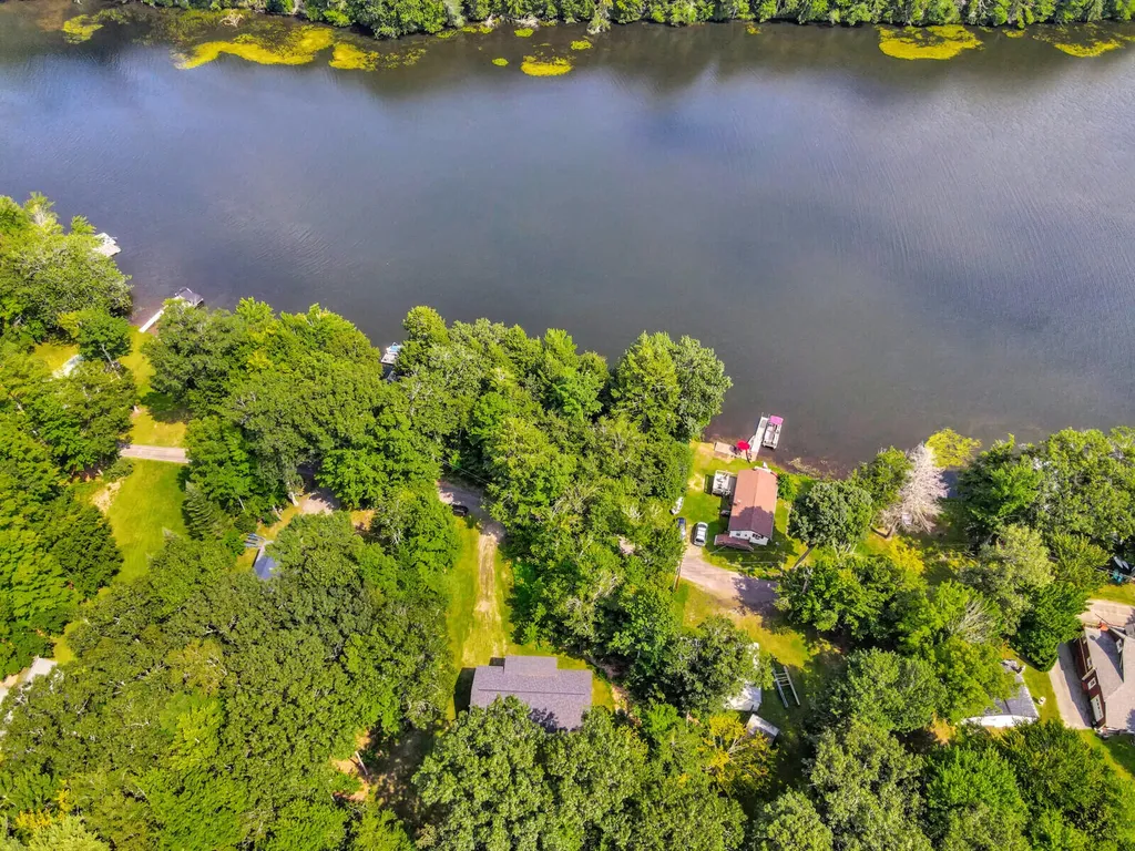 101 Larry Drive Monmouth ME 04259