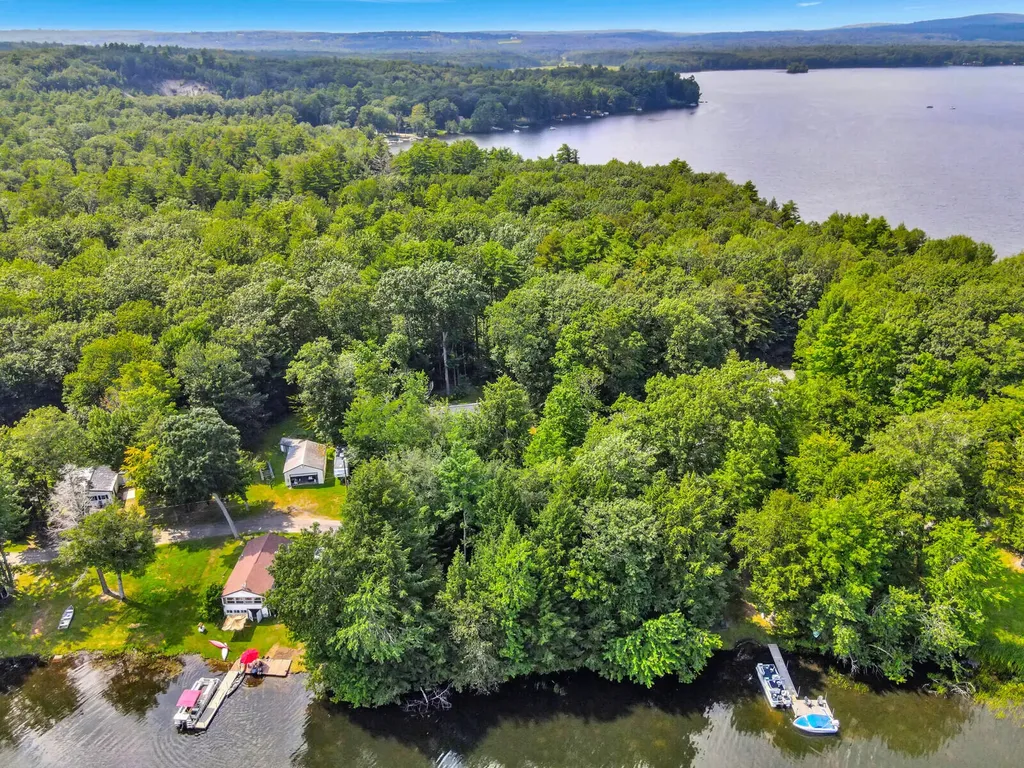 101 Larry Drive Monmouth ME 04259