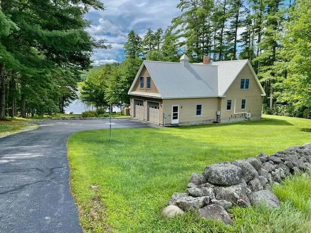 11 East Shore Drive Parsonsfield ME 04047