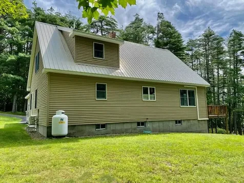 11 East Shore Drive Parsonsfield ME 04047