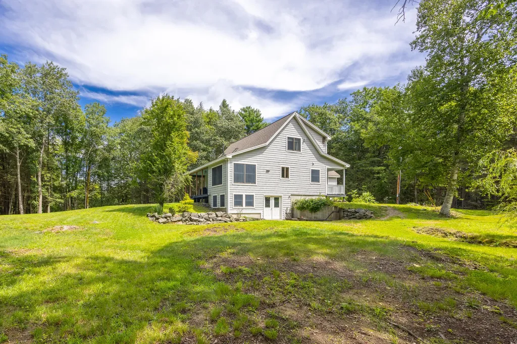 27 Sams Road Arundel ME 04046
