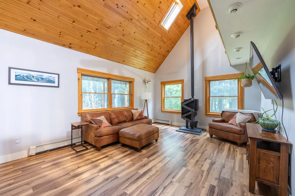 27 Sams Road Arundel ME 04046