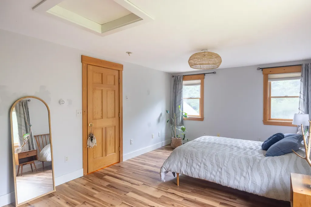 27 Sams Road Arundel ME 04046