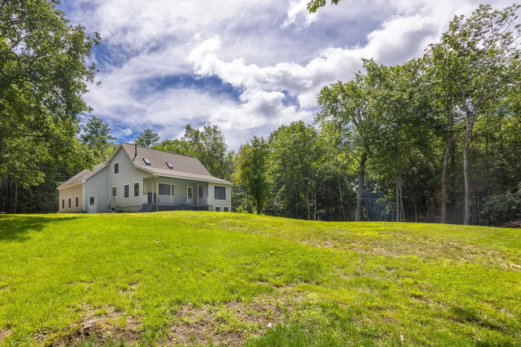 27 Sams Road Arundel ME 04046